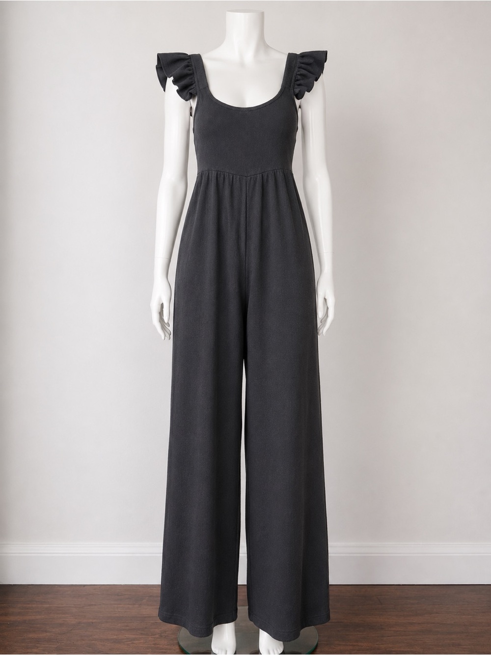 Black Textured Wide Leg Jumpsuit by Glo Fashion
Size: XS